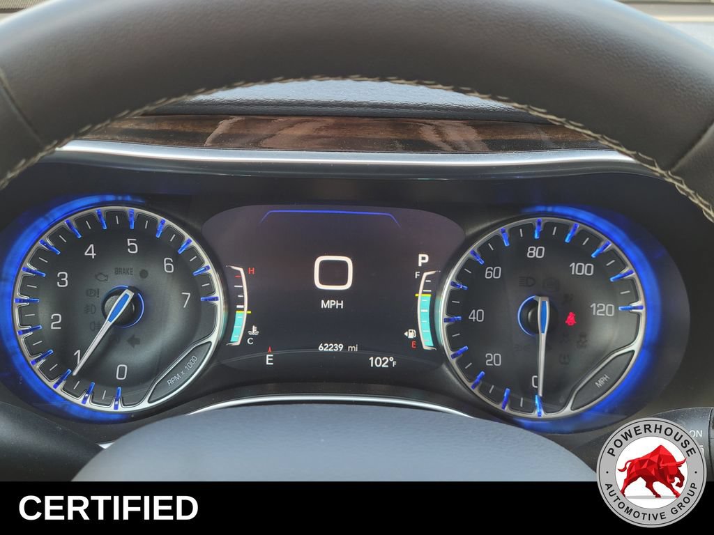 Used 2023 Chrysler Pacifica Limited FWD image 36