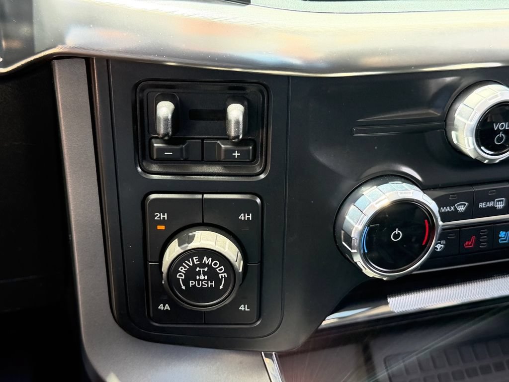 Certified 2022 Ford F150 Lariat w/ Equipment Group 502A High AWD/4WD image 25