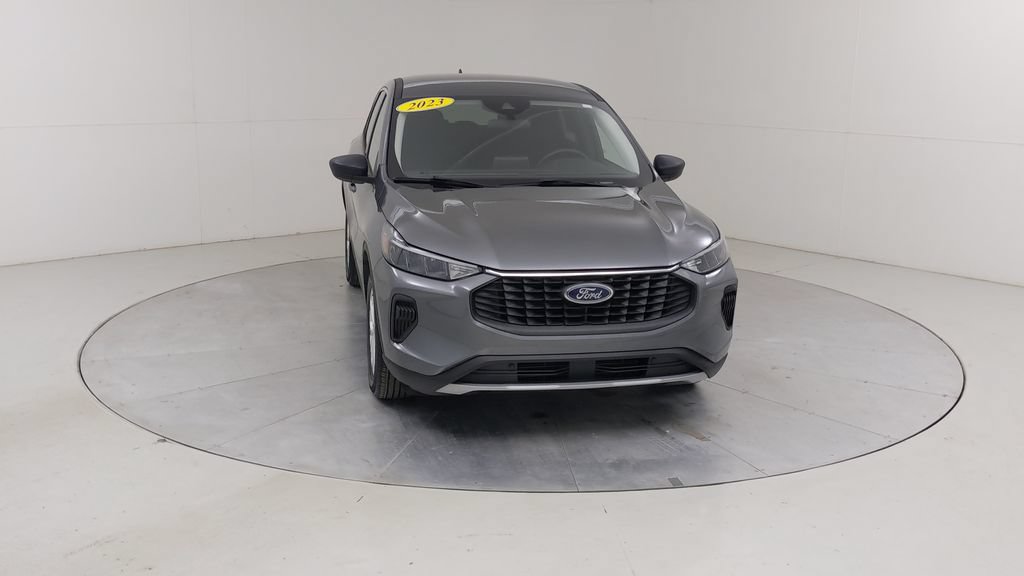 Certified 2023 Ford Escape Active w/ Cold Weather Package FWD image 9