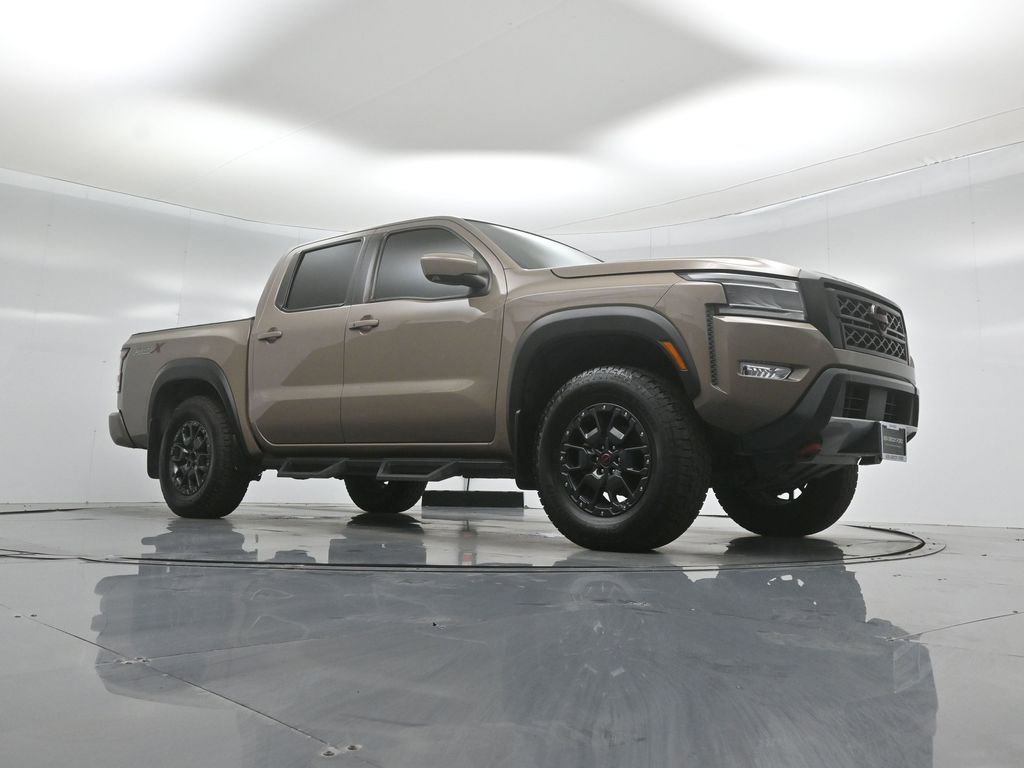 Used 2022 Nissan Frontier Pro-X w/ Pro-X Premium Package RWD image 3