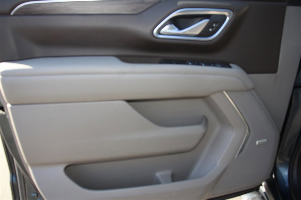 Used 2021 Chevrolet Tahoe Z71 w/ Rear Media and Nav Package image 25