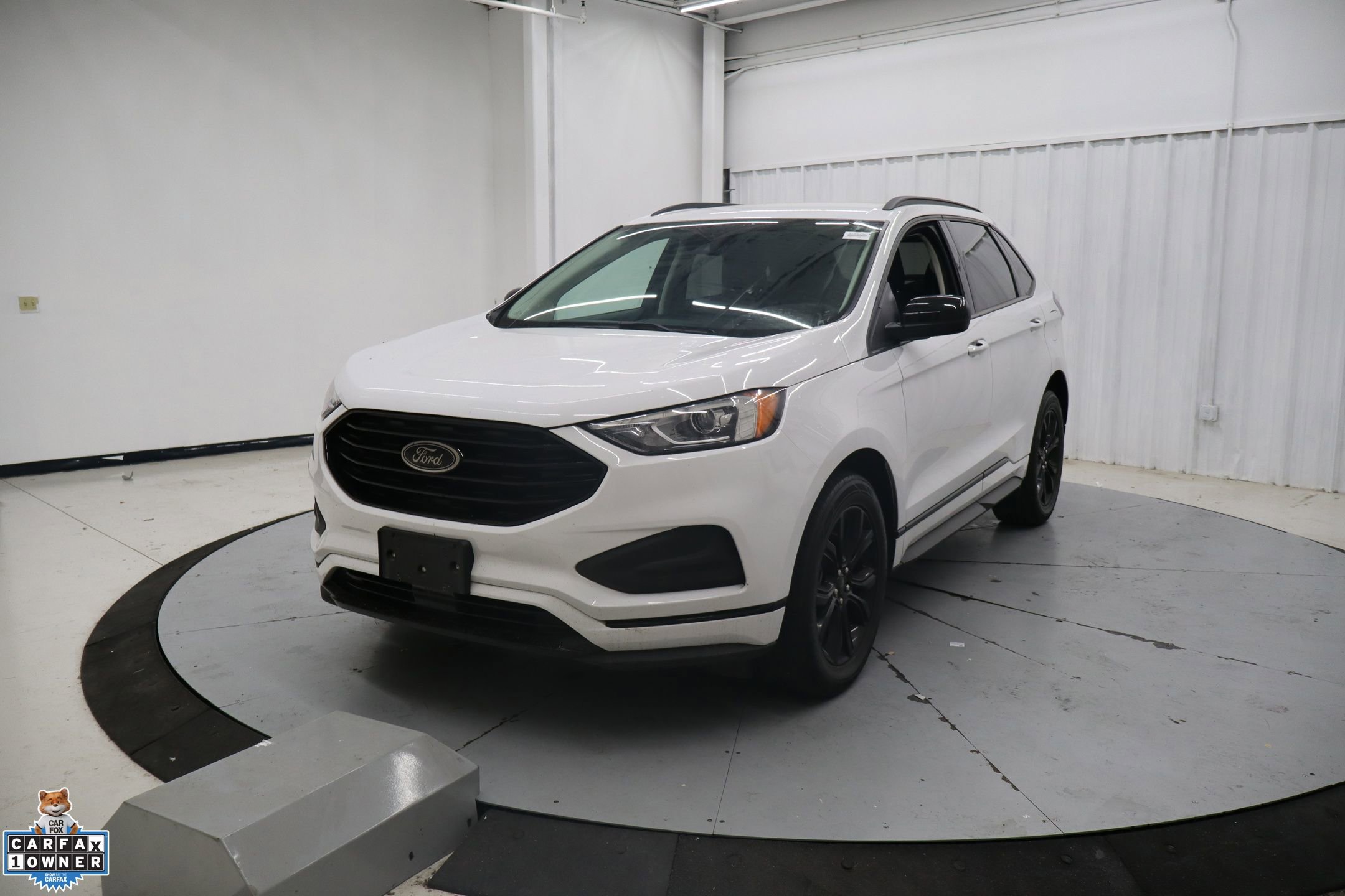 Certified 2023 Ford Edge SE w/ Black Appearance Package AWD/4WD image 10
