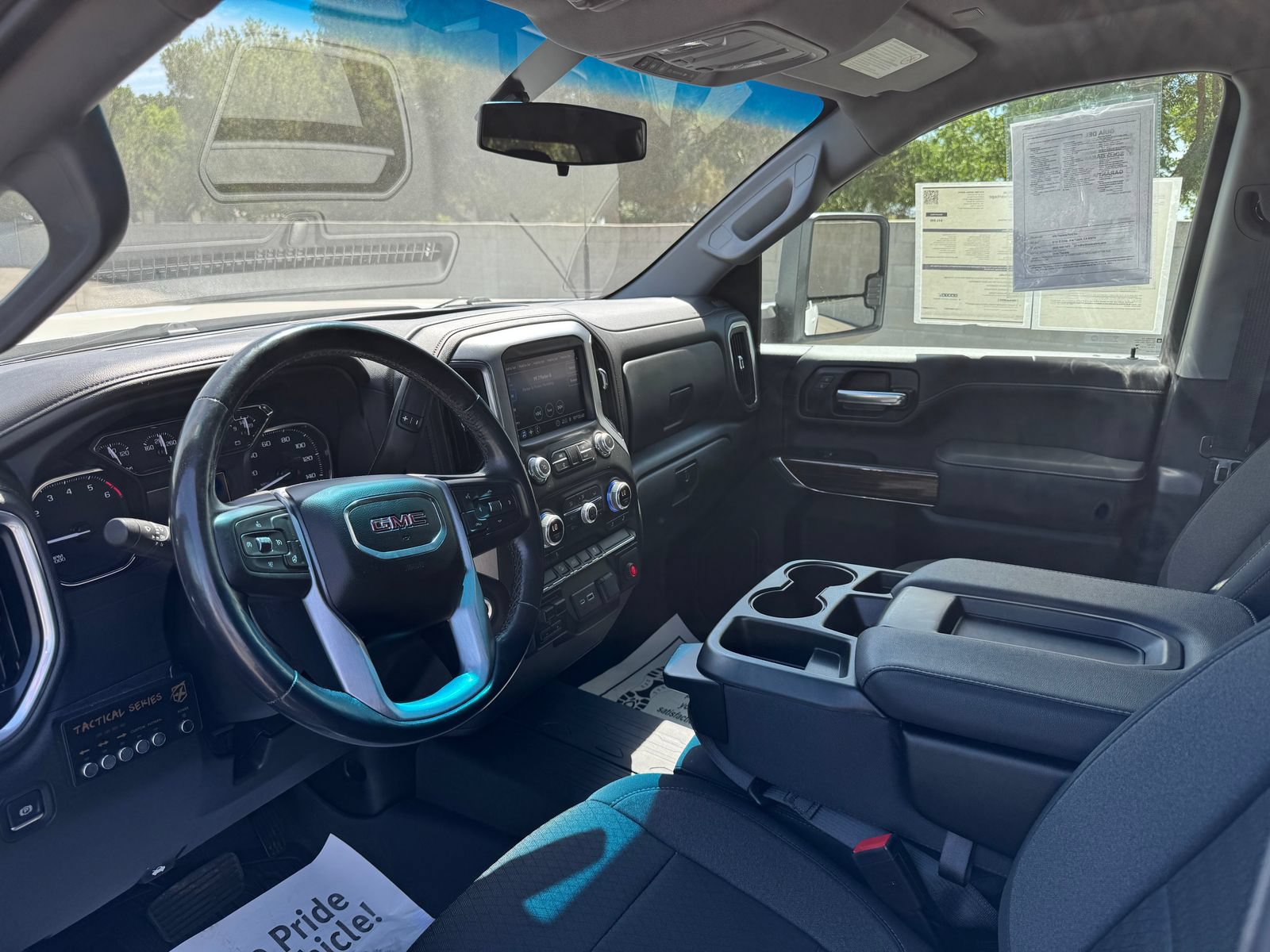 Used 2022 GMC Sierra 2500 SLE w/ SLE Convenience Package AWD/4WD image 11