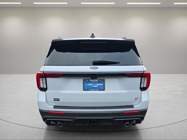 Certified 2026 Ford Explorer ST AWD/4WD image 6