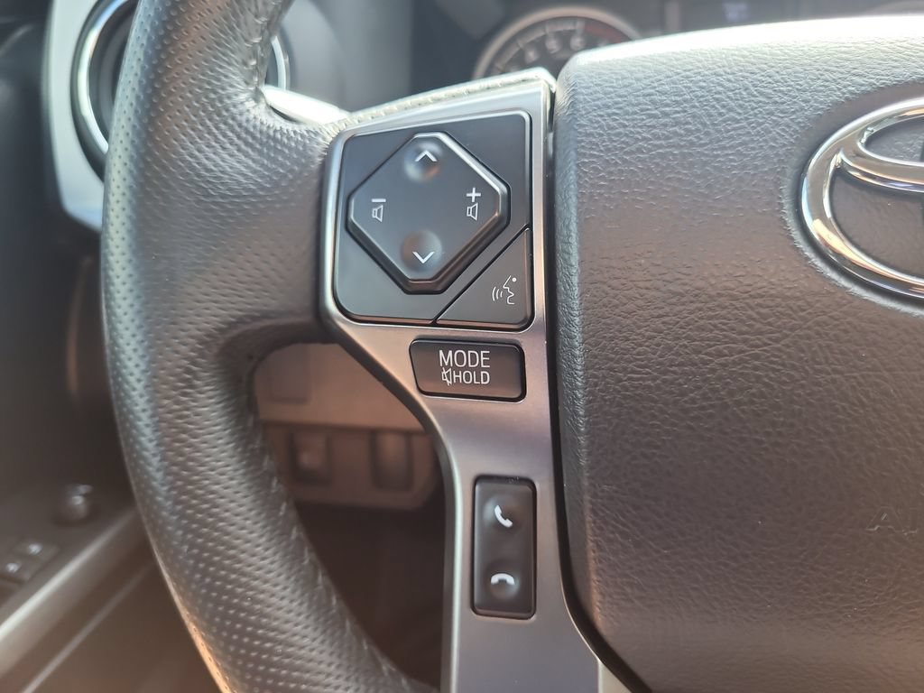 Used 2021 Toyota Tacoma SR5 RWD image 25