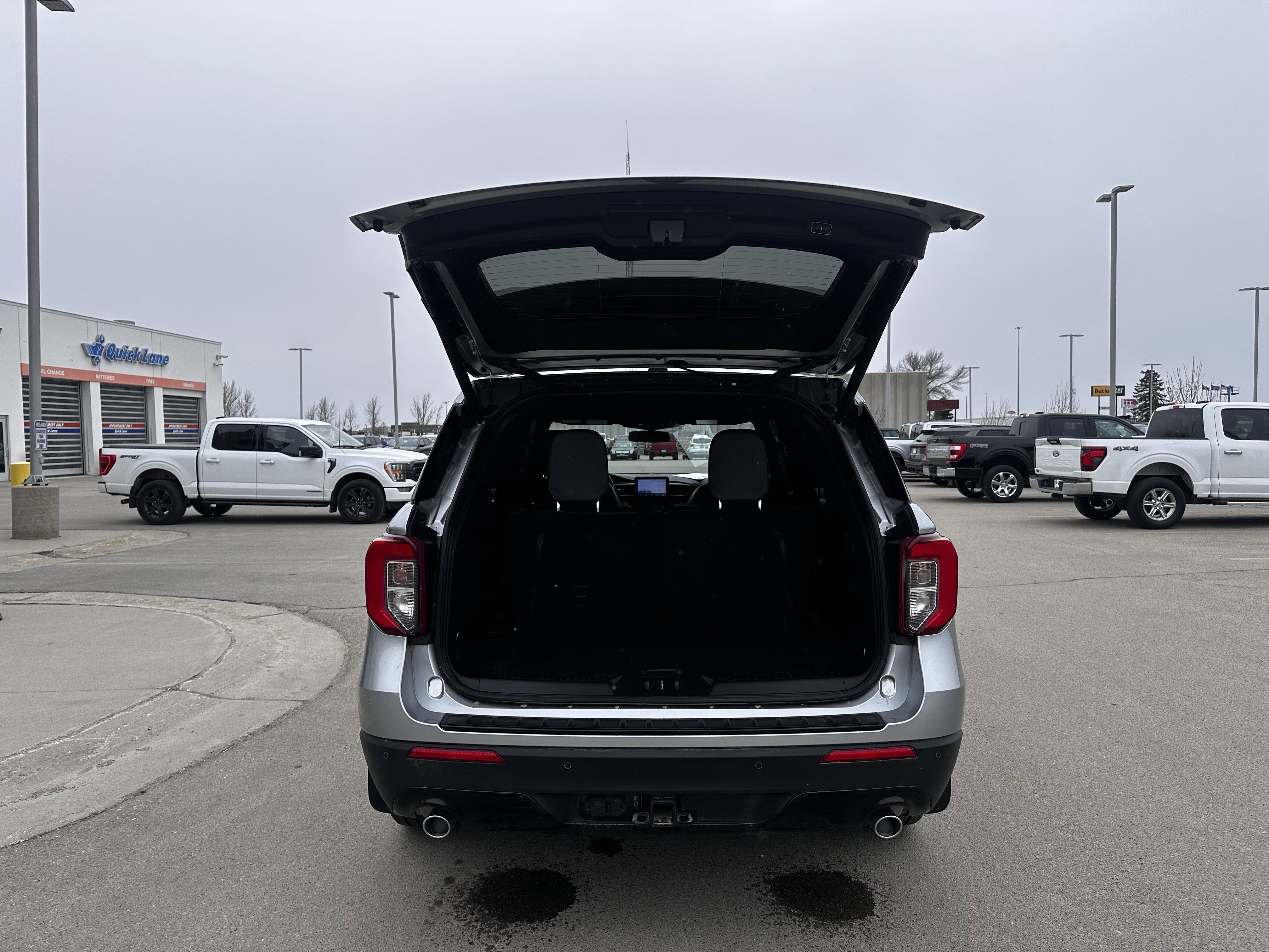 Certified 2023 Ford Explorer ST-Line w/ Class IV Trailer Tow Package image 22