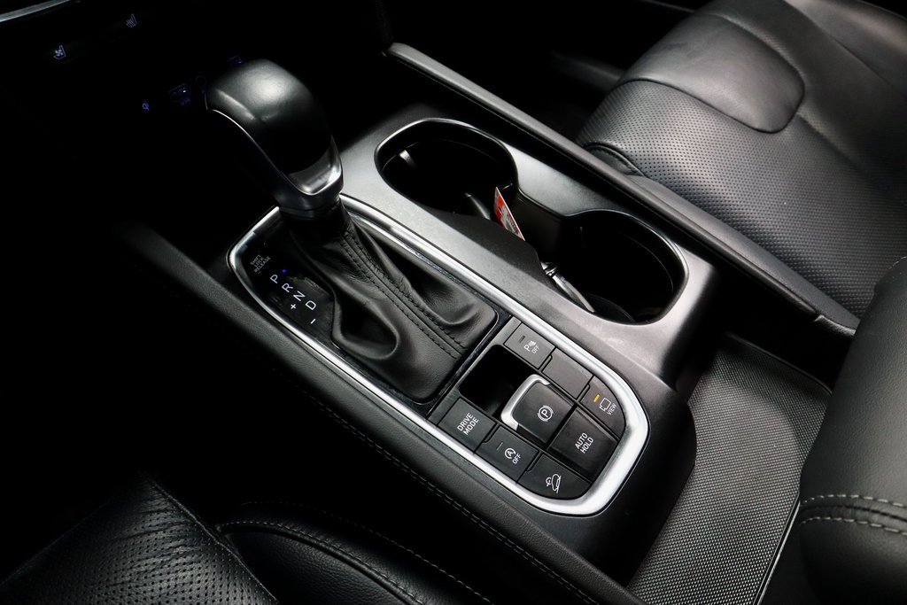 Used 2020 Hyundai Santa Fe Limited image 37
