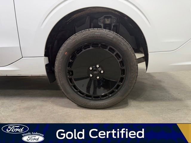 Certified 2025 Ford Maverick Lobo AWD/4WD image 8