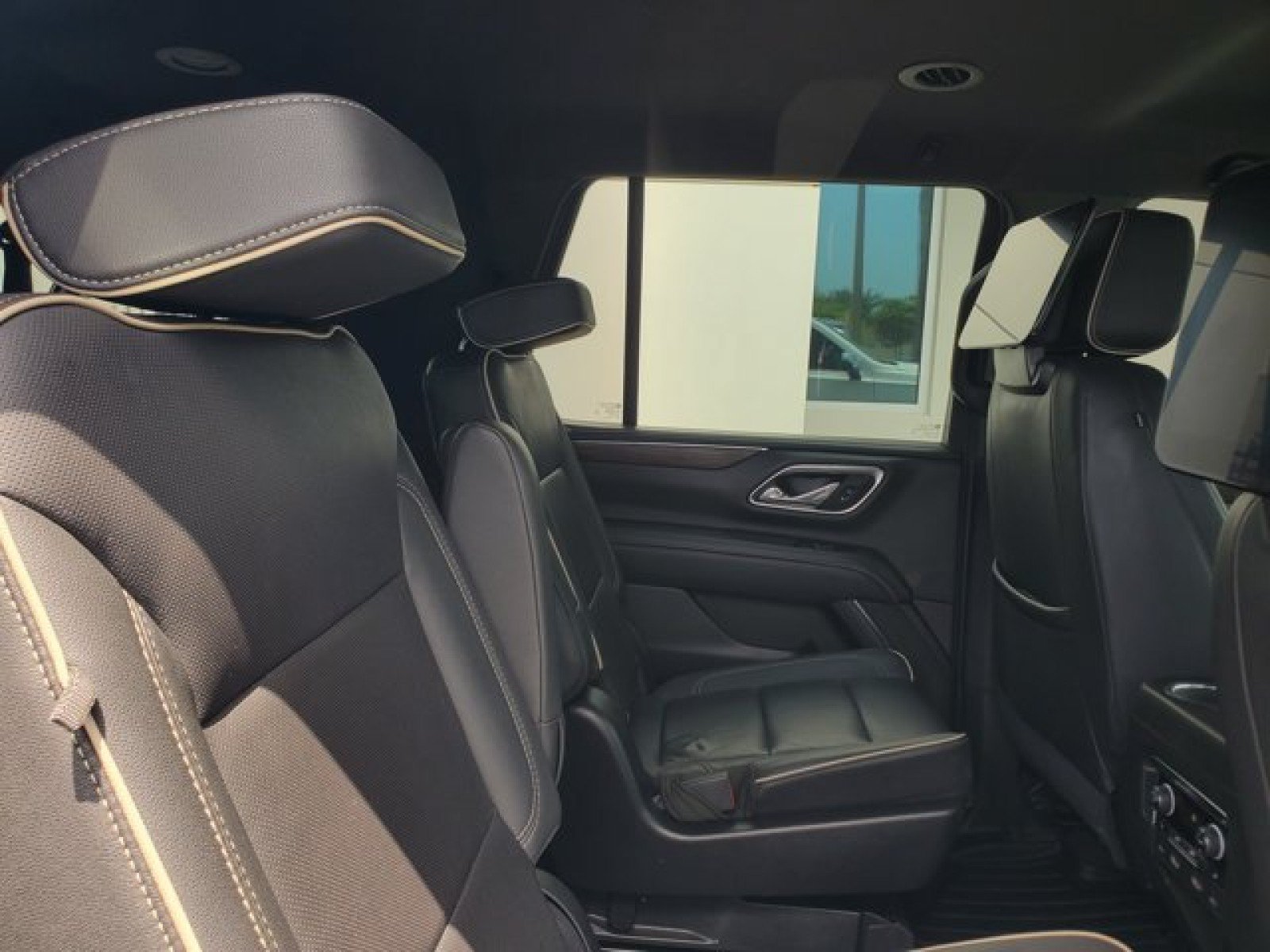 Used 2021 Chevrolet Tahoe Premier RWD image 33