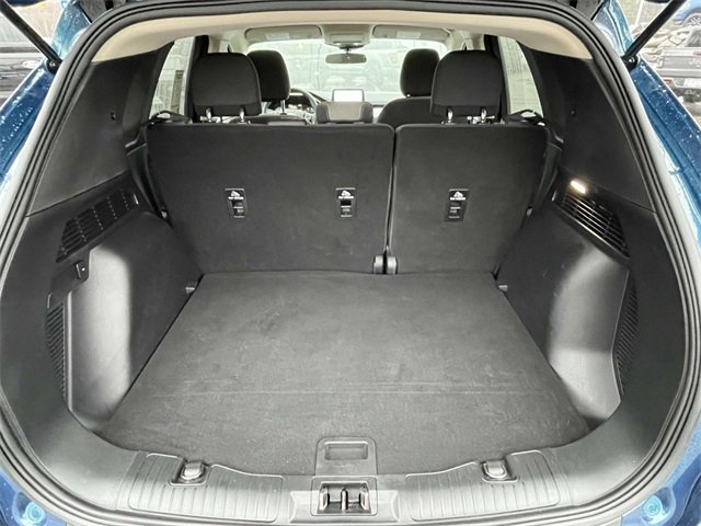 Certified 2020 Ford Escape SE image 8