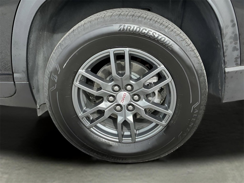 Used 2025 GMC Acadia Elevation image 21