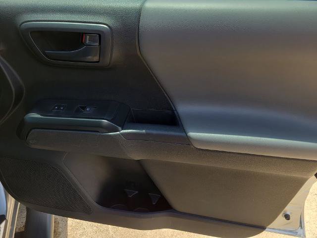 Used 2023 Toyota Tacoma SR AWD/4WD image 9