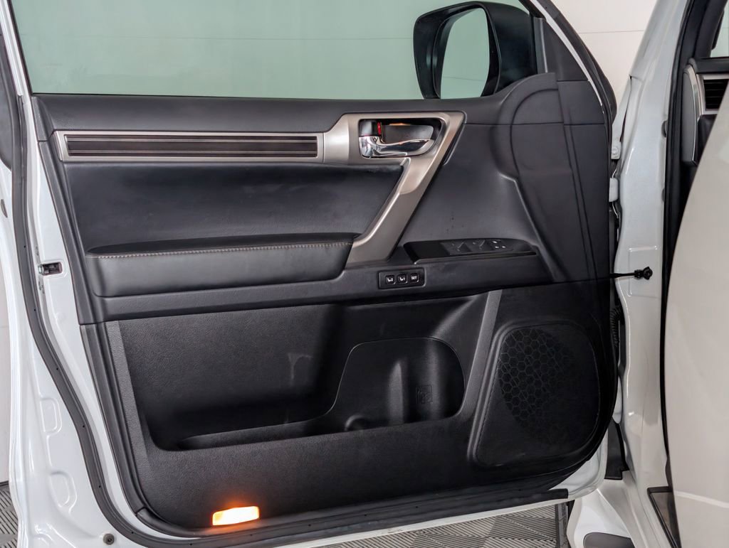 Used 2022 Lexus GX 460 Premium AWD/4WD image 23