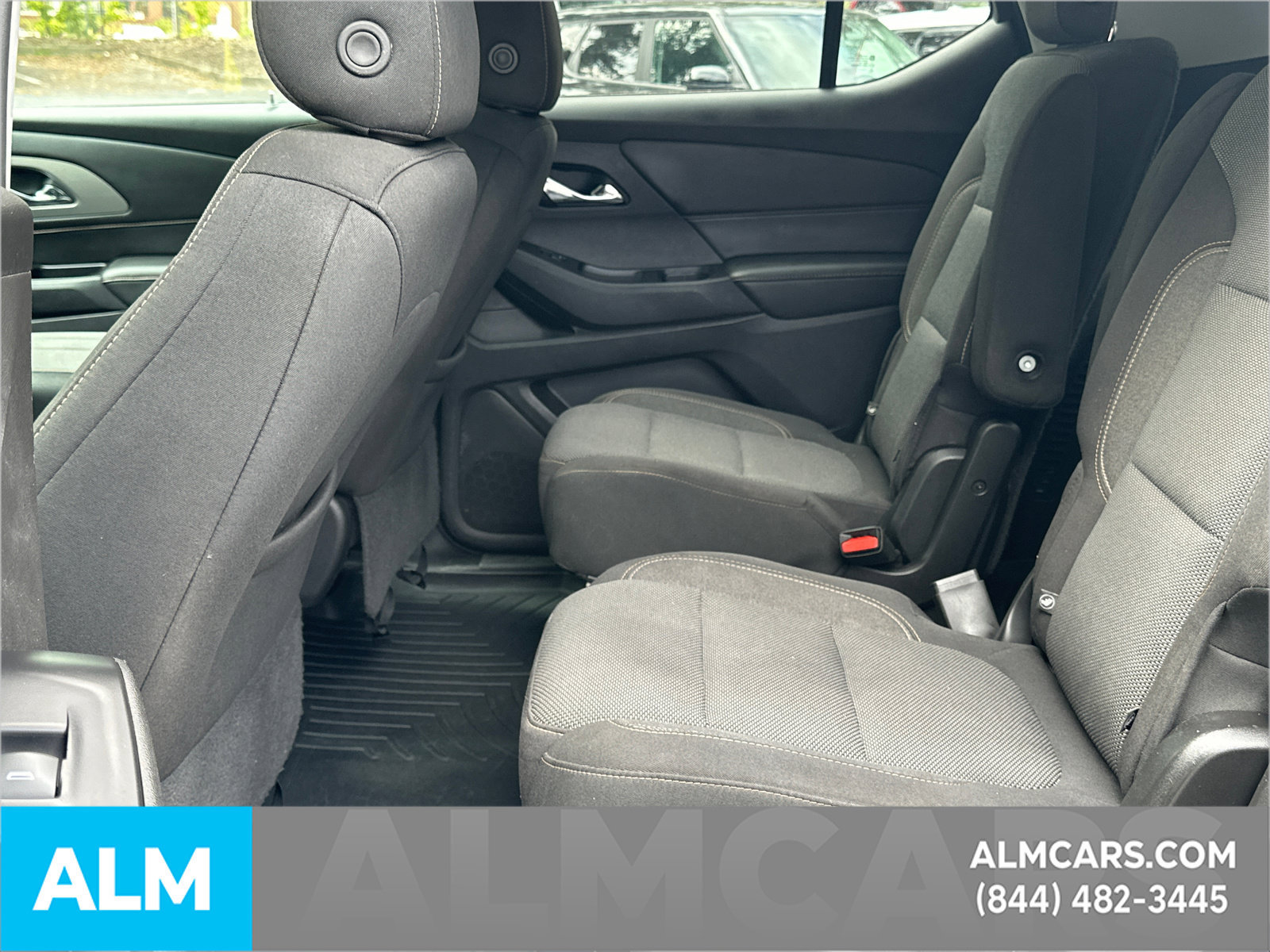 Used 2018 Chevrolet Traverse LT FWD image 23