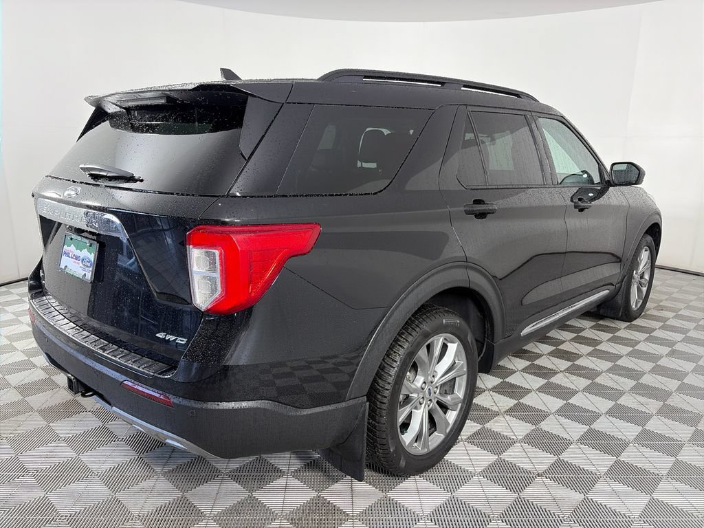 Certified 2023 Ford Explorer XLT w/ Equipment Group 202A AWD/4WD image 7