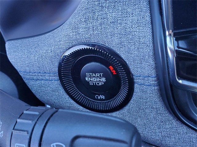 Used 2024 Jeep Compass Latitude image 13