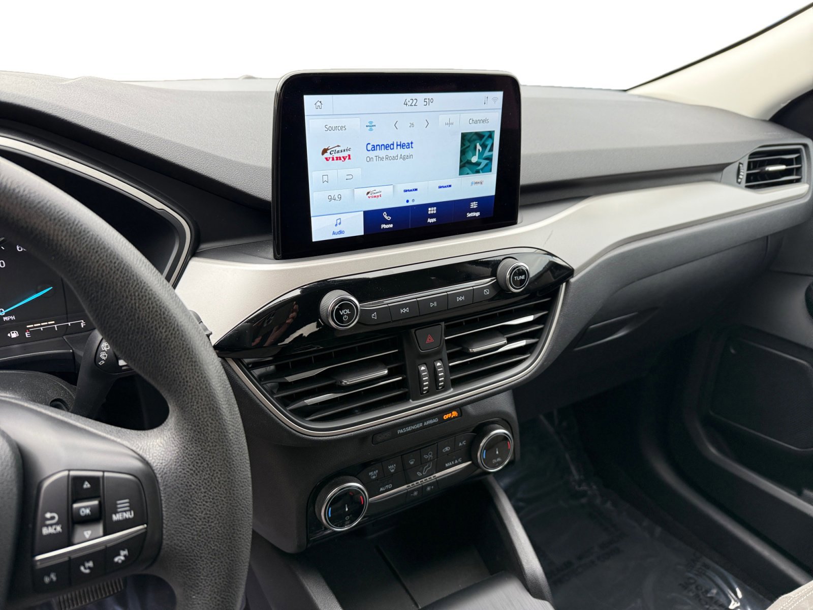 Certified 2022 Ford Escape SE image 12