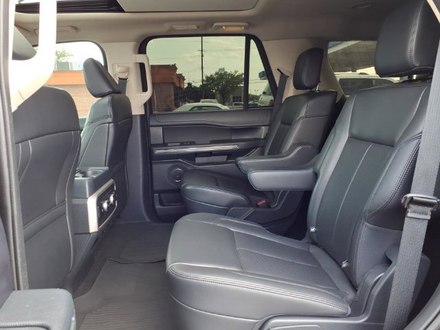 Certified 2024 Ford Expedition XLT AWD/4WD image 11