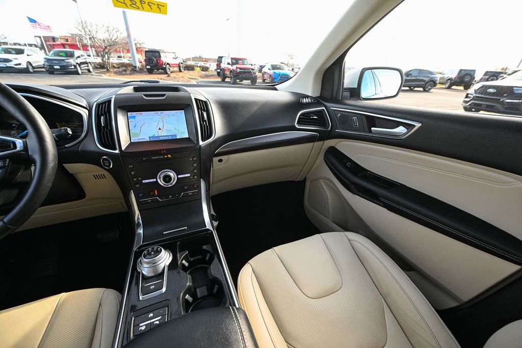 Certified 2020 Ford Edge Titanium w/ Equipment Group 301A image 37