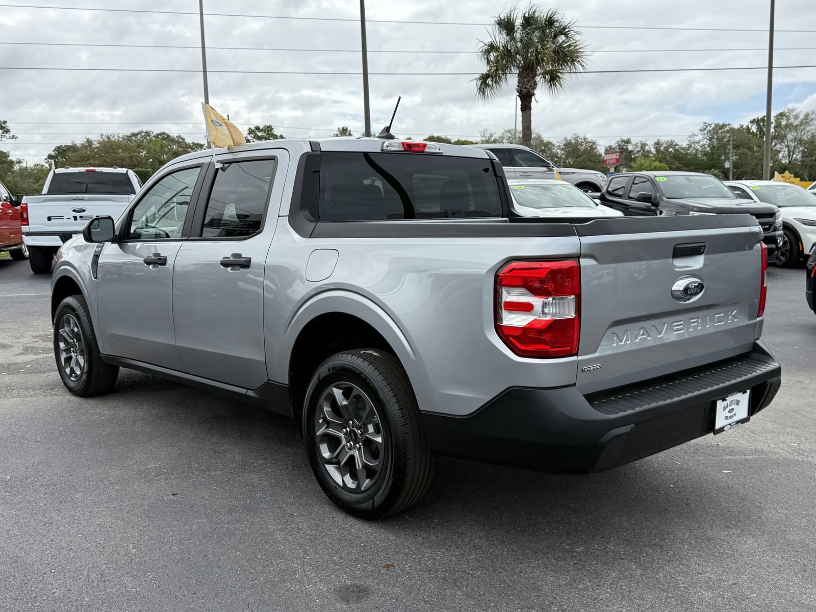 Certified 2024 Ford Maverick XLT FWD image 6