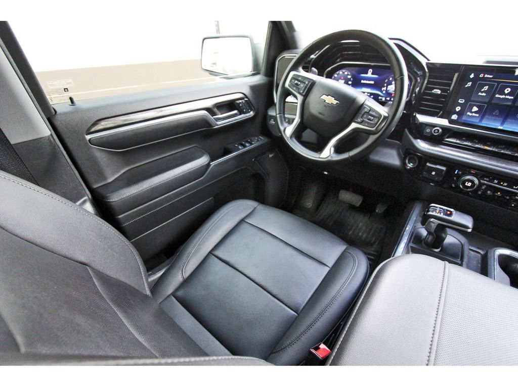 Used 2023 Chevrolet Silverado 1500 LTZ w/ LTZ Convenience Package II AWD/4WD image 11
