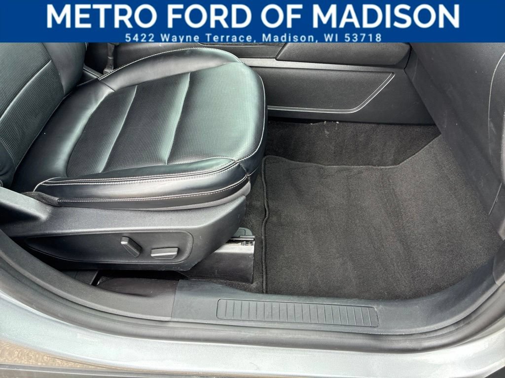Certified 2024 Ford Escape Platinum AWD/4WD image 45