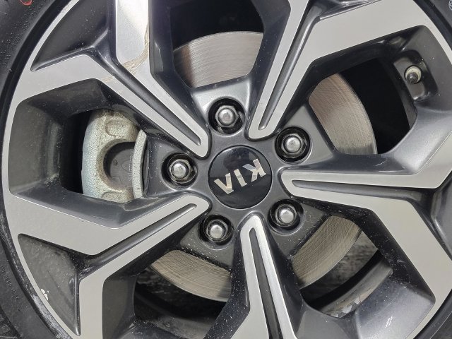 Used 2021 Kia Forte LXS FWD image 10