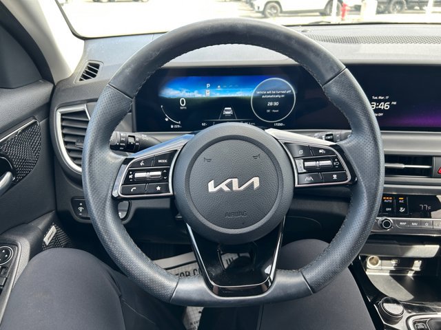 Used 2024 Kia Seltos SX image 9