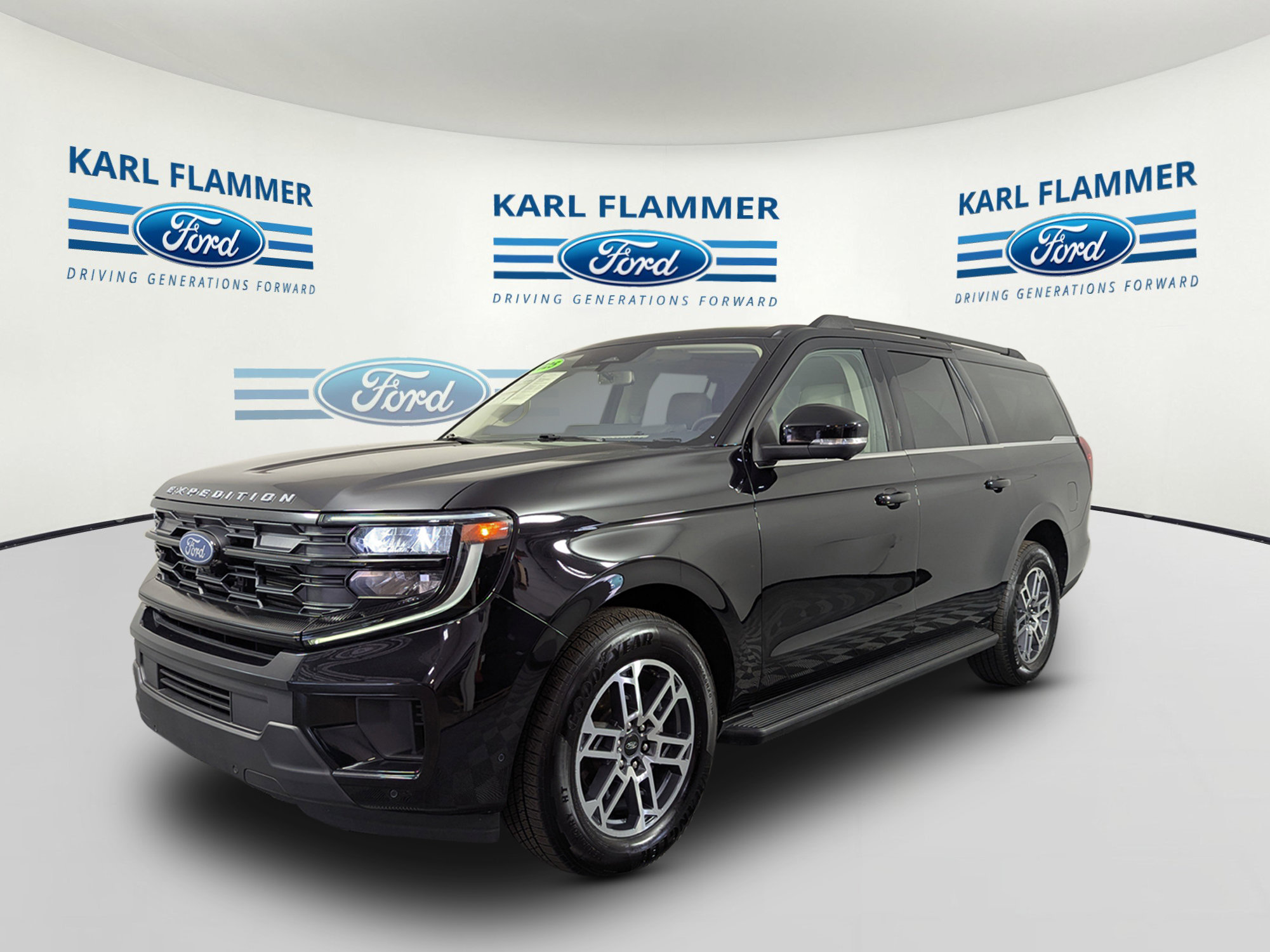 Certified 2025 Ford Expedition Max Active RWD image 7