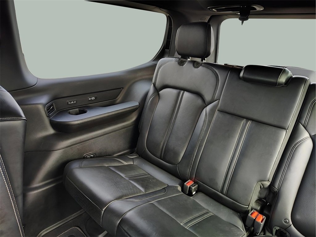 Used 2022 Jeep Wagoneer Series III w/ Flexible Seating Group image 27