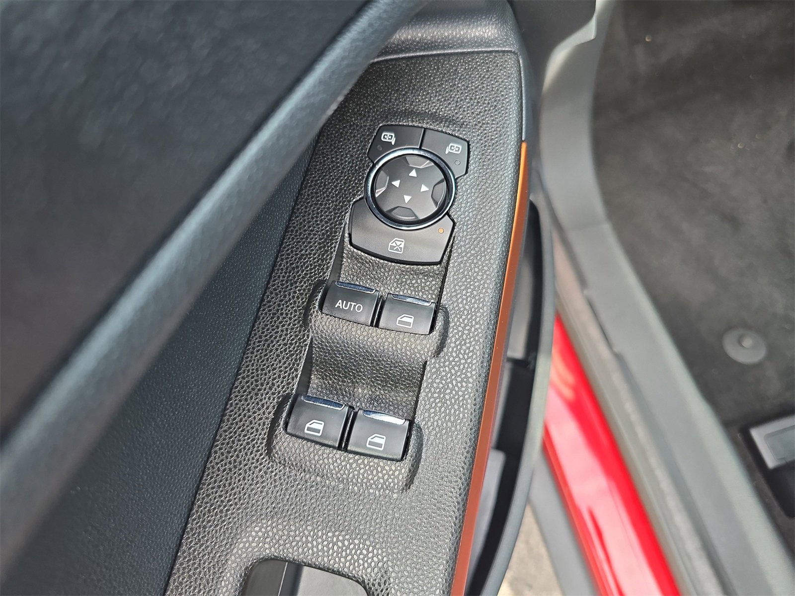 Certified 2021 Ford EcoSport SE w/ SE Convenience Package image 13