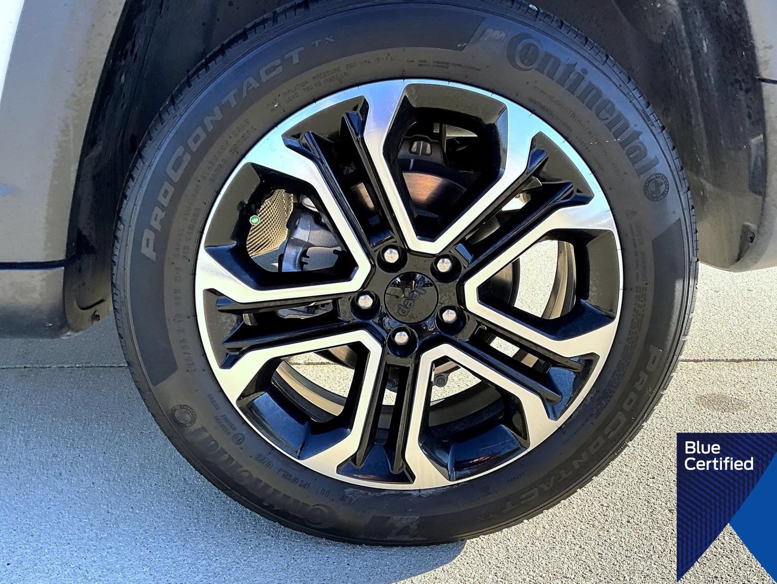 Used 2023 Jeep Compass Limited AWD/4WD image 24