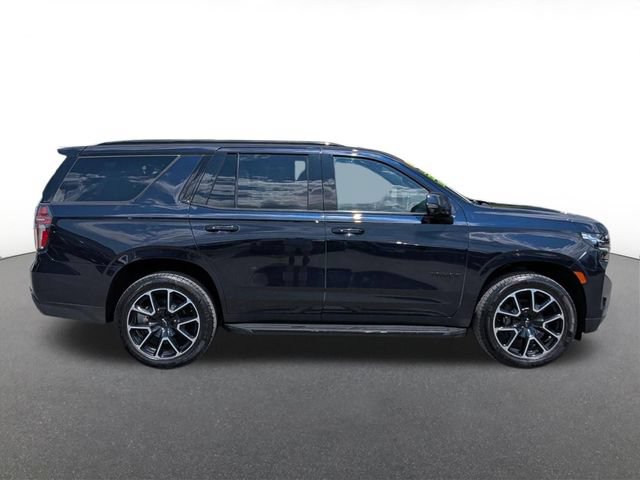 Used 2022 Chevrolet Tahoe RST w/ Luxury Package AWD/4WD image 2