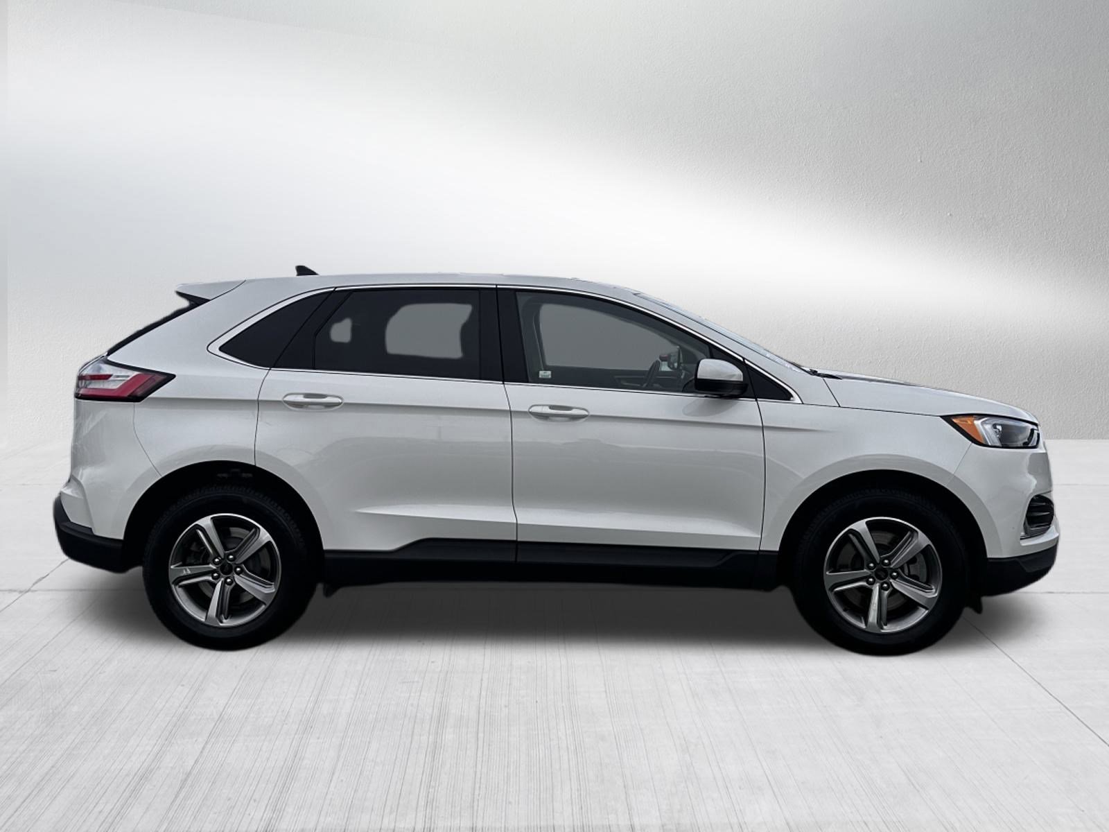 Certified 2024 Ford Edge SEL w/ Convenience Package image 6