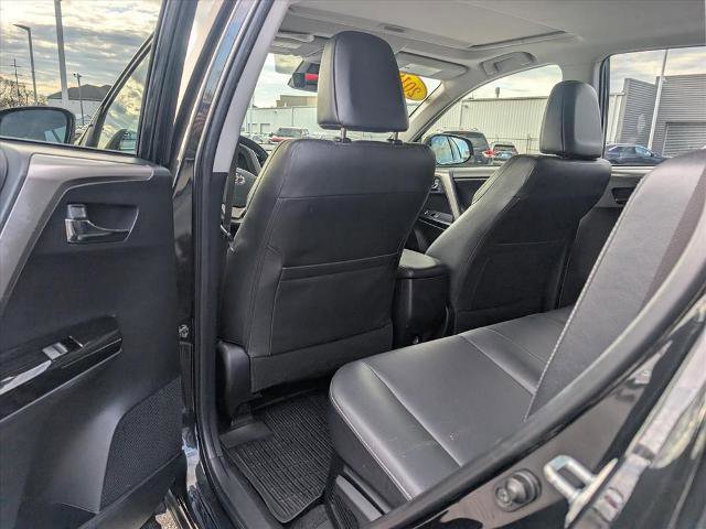 Used 2018 Toyota RAV4 Limited image 15
