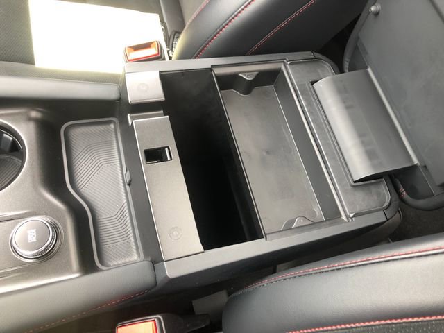 Certified 2025 Ford Explorer ST image 28