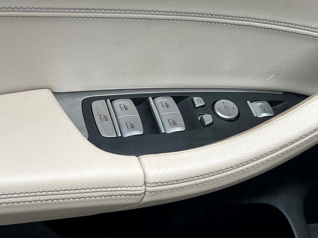 Used 2021 BMW X3 xDrive30e w/ M Sport Package image 19