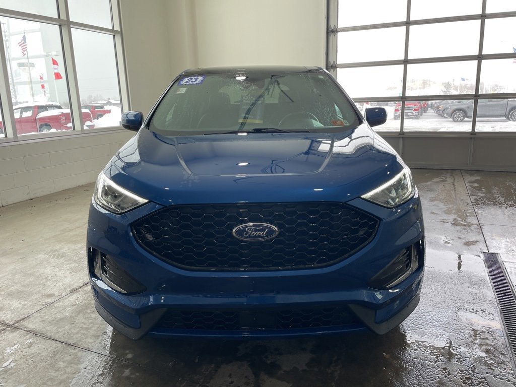 Certified 2023 Ford Edge ST-Line w/ Class II Trailer Tow Package image 16