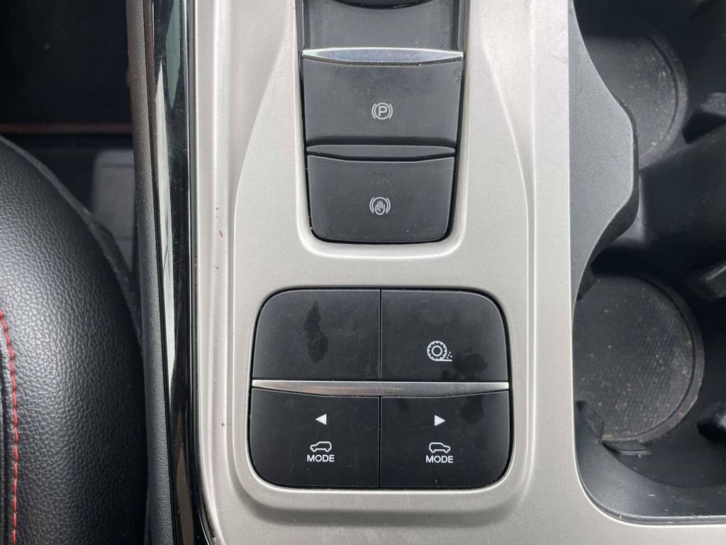 Certified 2022 Ford Explorer ST-Line RWD image 24