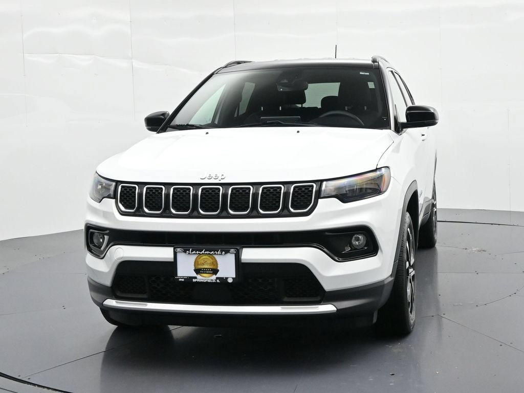 Used 2023 Jeep Compass Limited AWD/4WD image 3