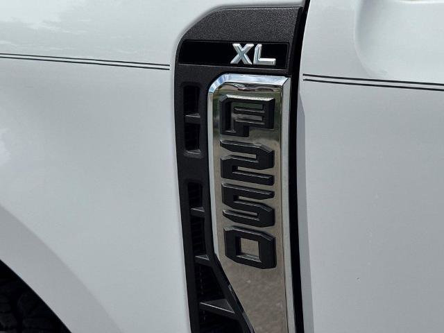 Certified 2024 Ford F250 XL w/ XL Off-Road Package AWD/4WD image 7