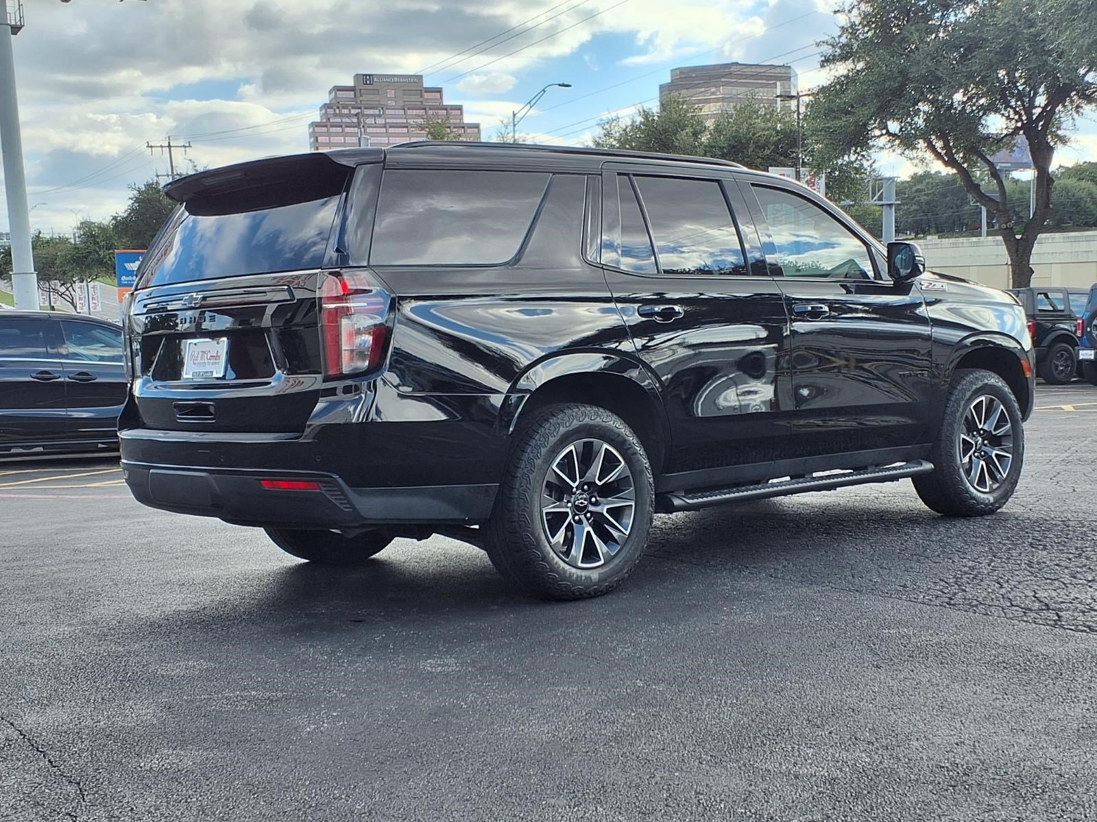 Used 2024 Chevrolet Tahoe Z71 w/ Luxury Package AWD/4WD image 6