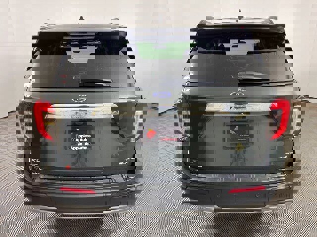 Certified 2023 Ford Explorer XLT w/ Equipment Group 202A image 4