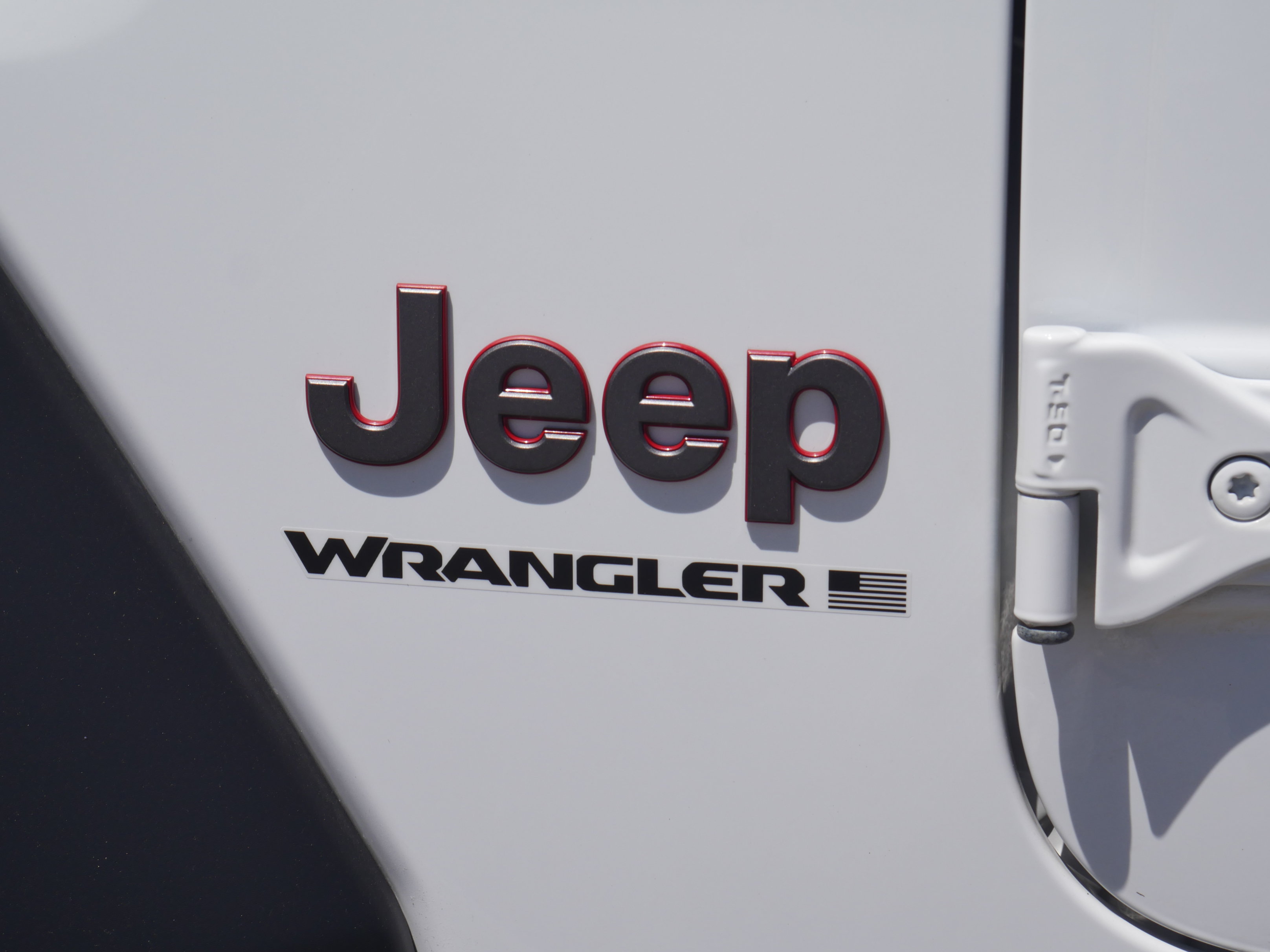 Used 2024 Jeep Wrangler Rubicon w/ Technology Group AWD/4WD image 18