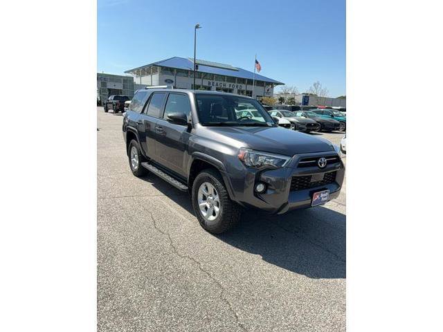 Used 2020 Toyota 4Runner SR5 Premium w/ Moonroof Package image 5