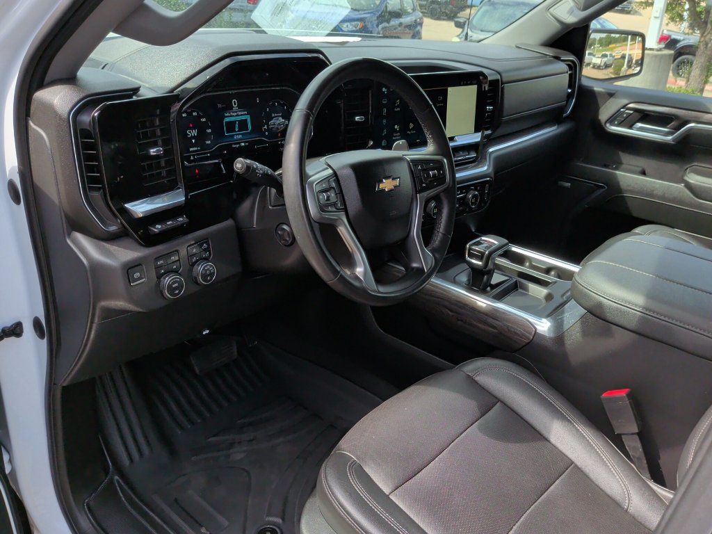 Used 2023 Chevrolet Silverado 1500 LTZ w/ Technology Package AWD/4WD image 22