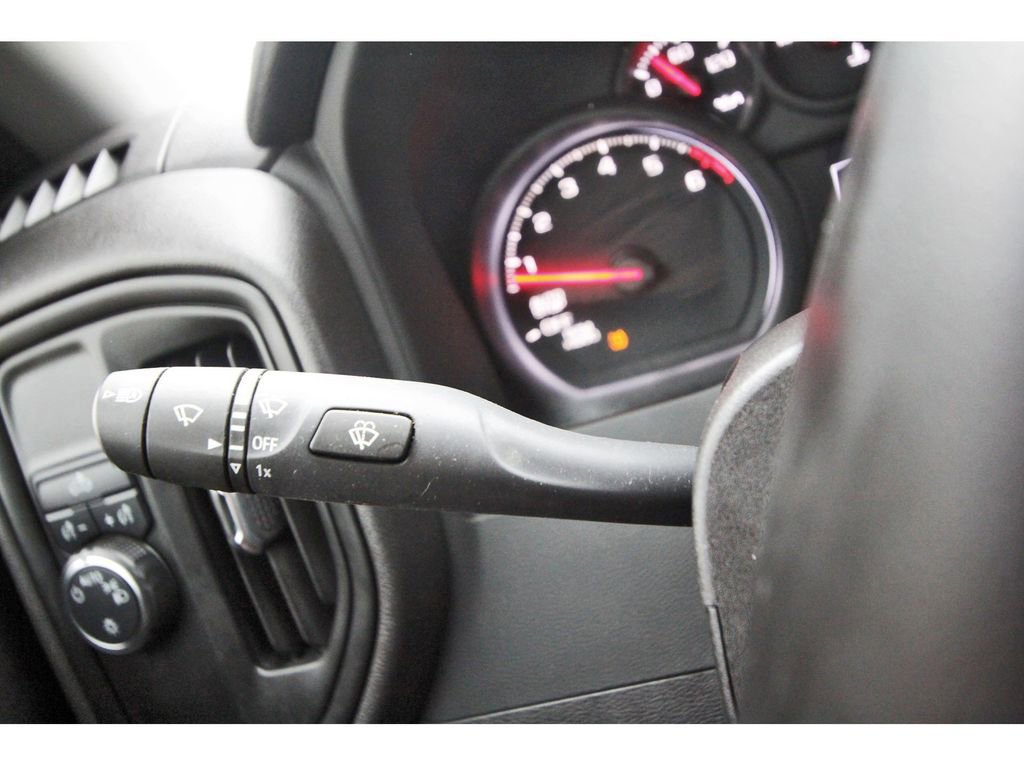 Used 2024 Chevrolet Silverado 1500 Custom image 18