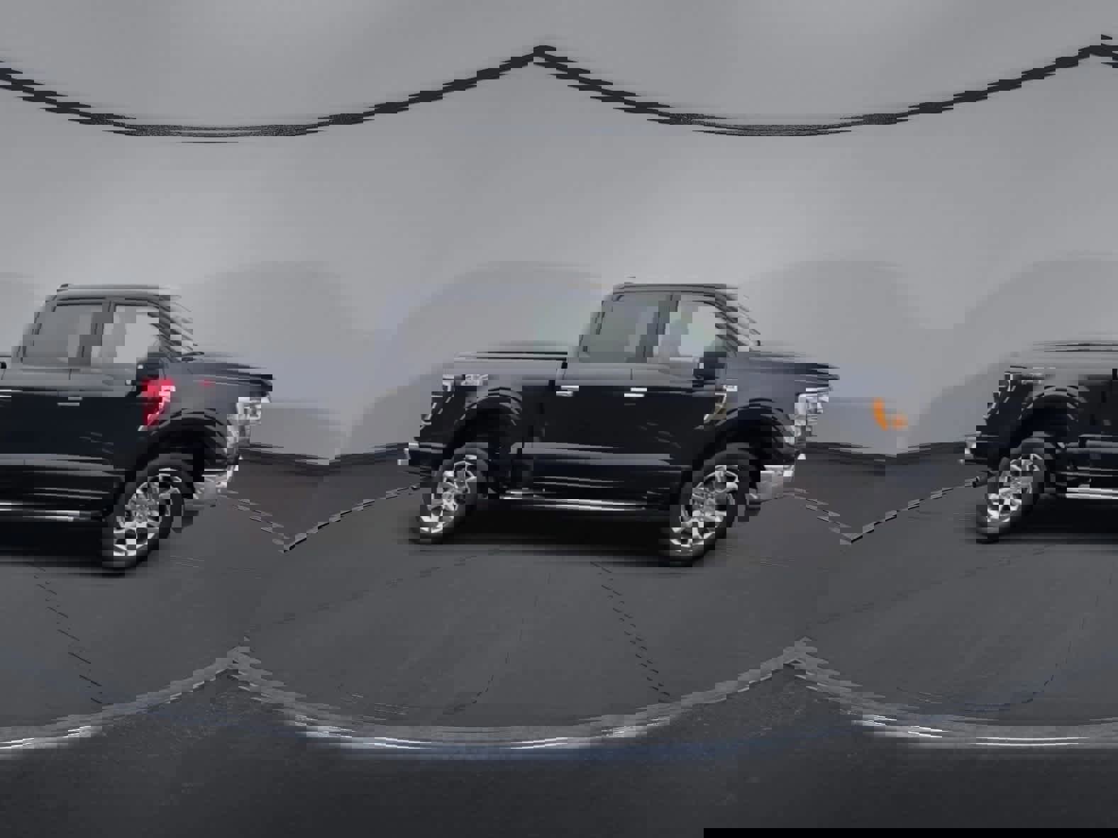 Certified 2022 Ford F150 XLT w/ Equipment Group 302A High image 2