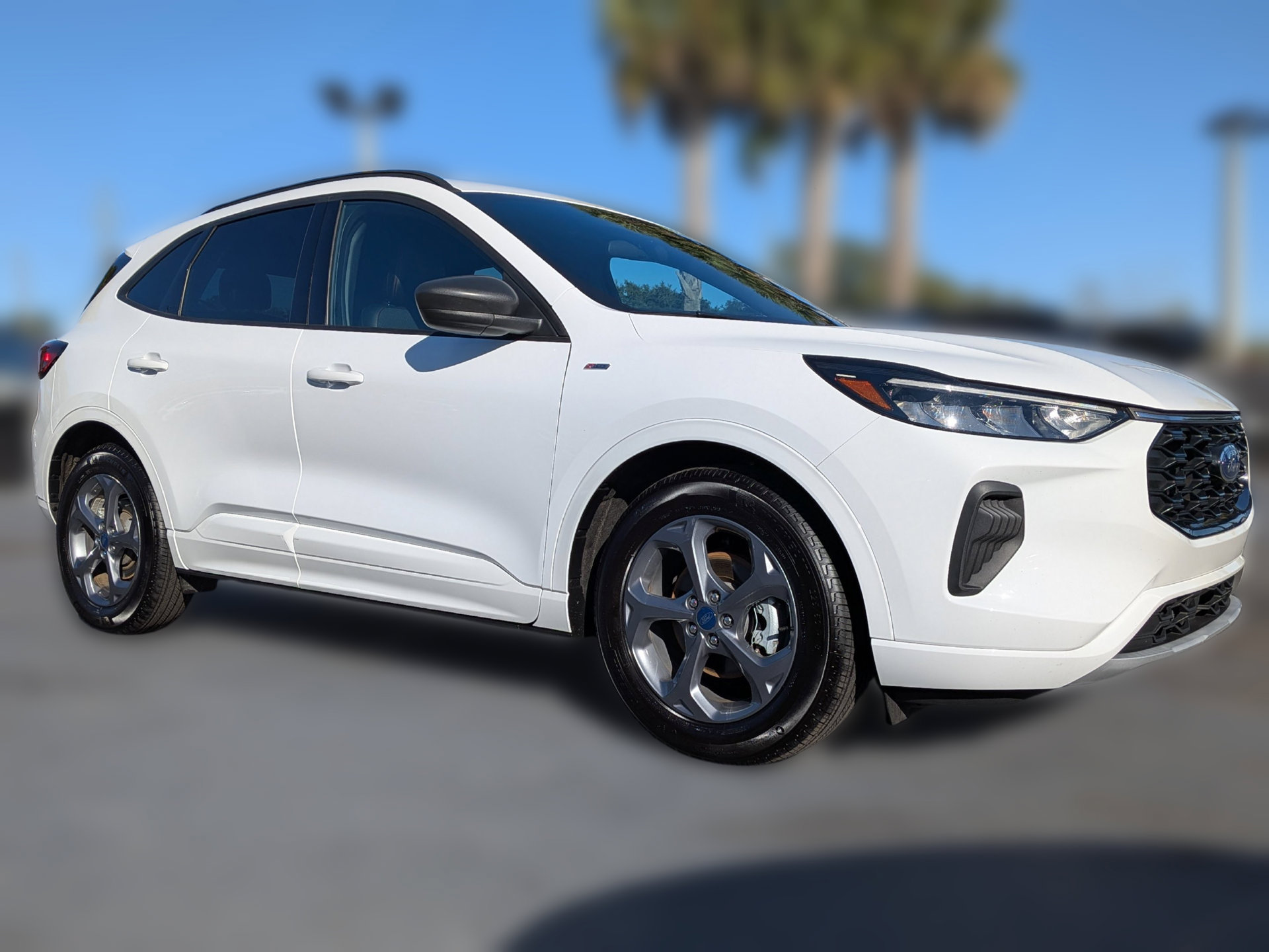 Certified 2023 Ford Escape ST-Line w/ Tech Pack #1 FWD image 2