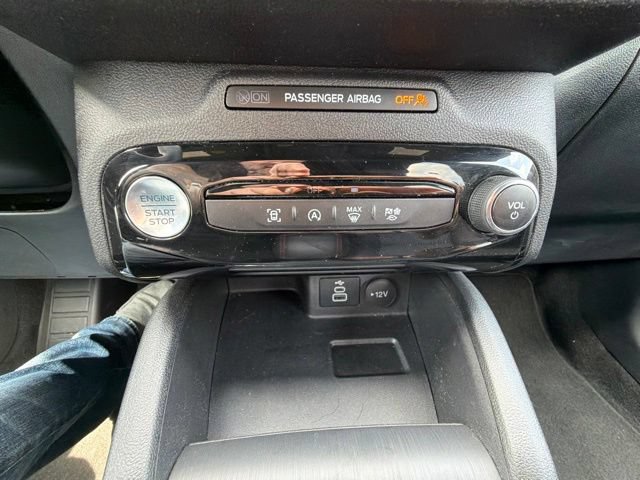 Certified 2024 Ford Escape ST-Line w/ Tech Pack #1 AWD/4WD image 29